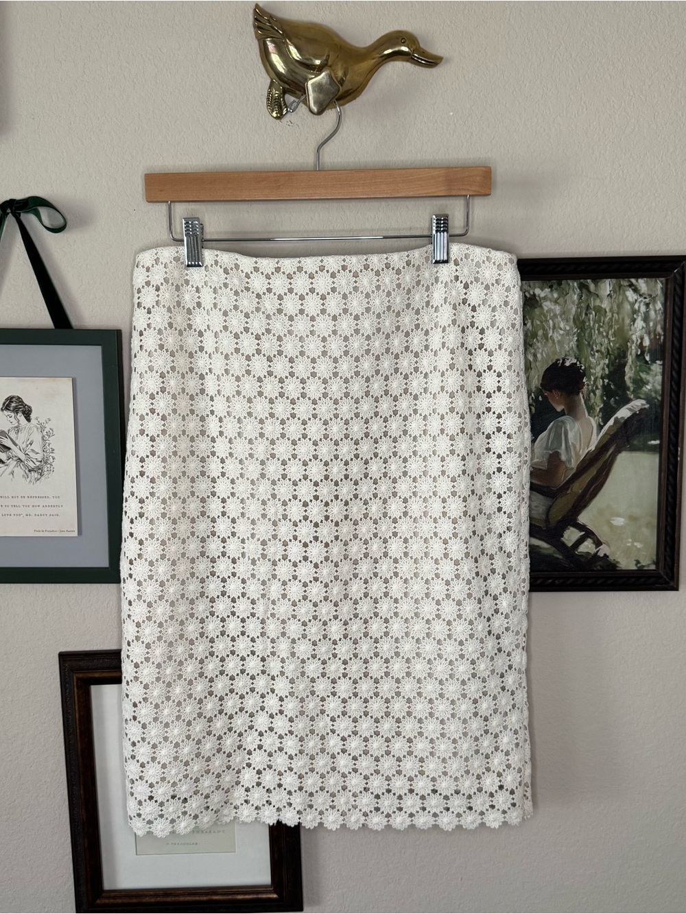 CHARTER CLUB | Cream Lace Floral Crochet Pencil Skirt Size 10